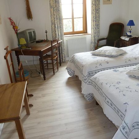 Ferme Du Montheu Bed & Breakfast Dommartin-sous-Amance Exterior photo